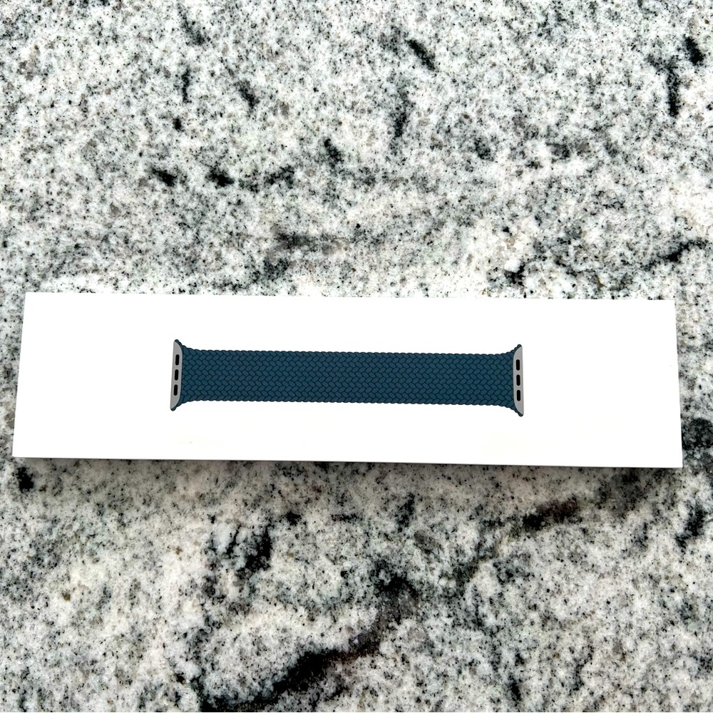 Genuine Apple Braided Solo Loop Watchband-Abyss Blue-41mm Size 3